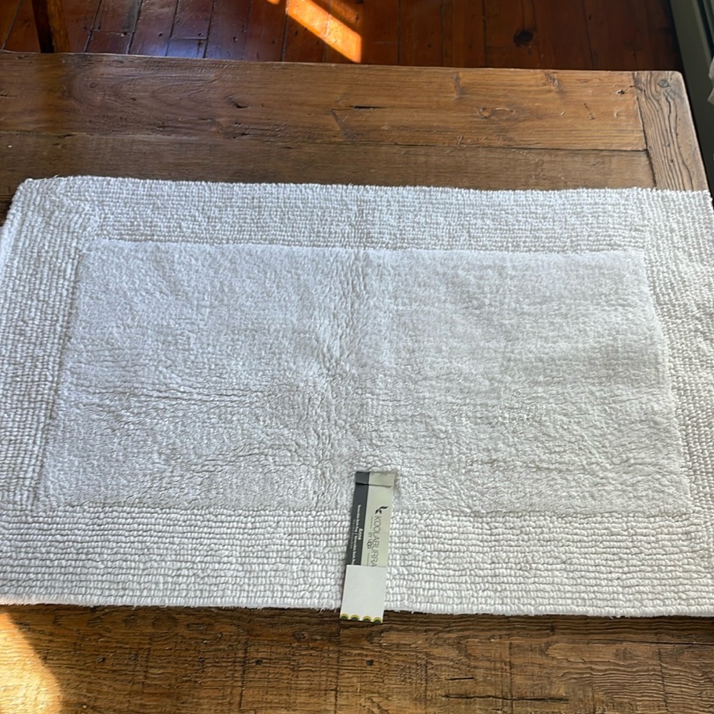 Koolaburra by Ugg bath rug